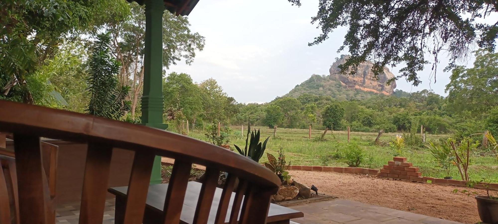 Sigiri Close-Up View Guest Sigiriya Exterior foto